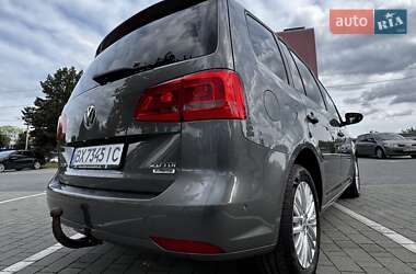 Минивэн Volkswagen Touran 2015 в 
