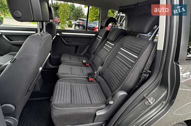 Минивэн Volkswagen Touran 2015 в 