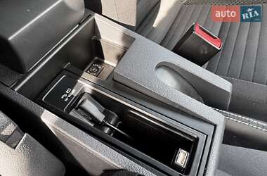 Минивэн Volkswagen Touran 2015 в 