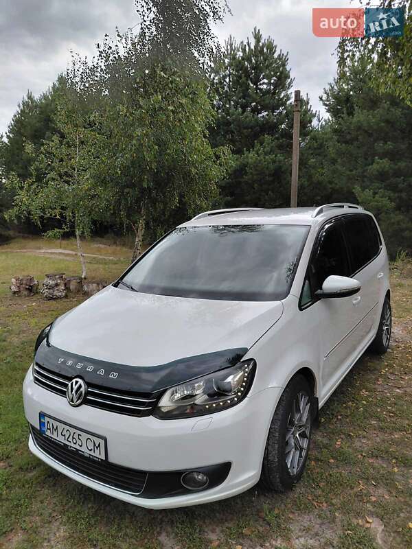 Мінівен Volkswagen Touran 2012 в Коростишеві фото 3 Мінівен Volkswagen Touran 2012 в Коростишеві