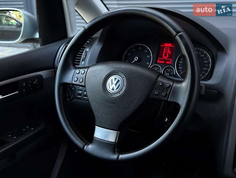 Мінівен Volkswagen Touran 2009 в Чернігові фото 11 Мінівен Volkswagen Touran 2009 в Чернігові