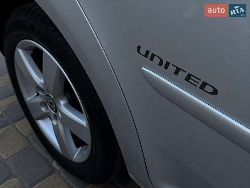 Мінівен Volkswagen Touran 2009 в Чернігові фото 16 Мінівен Volkswagen Touran 2009 в Чернігові