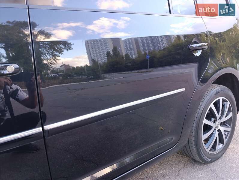 Минивэн Volkswagen Touran 2012 в Киеве фото 14 Минивэн Volkswagen Touran 2012 в Киеве