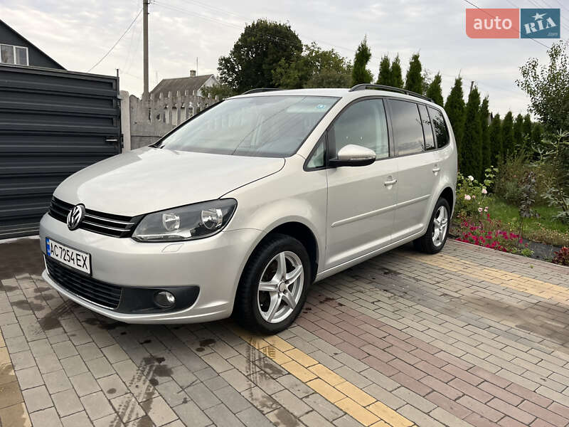 Volkswagen Touran 2012