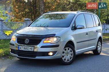 Минивэн Volkswagen Touran 2007 в Турке