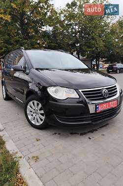 Минивэн Volkswagen Touran 2008 в Белой Церкви