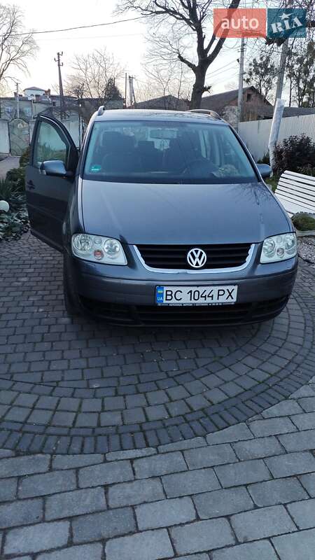 Мінівен Volkswagen Touran 2004 в Львові
