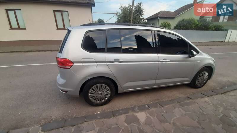 Микровэн Volkswagen Touran 2018 в Мукачево