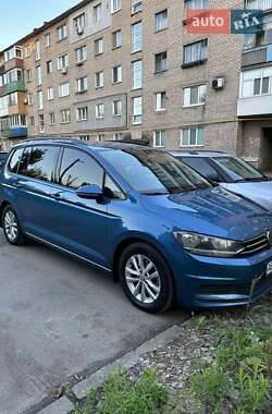 Микровэн Volkswagen Touran 2016 в Кривом Роге