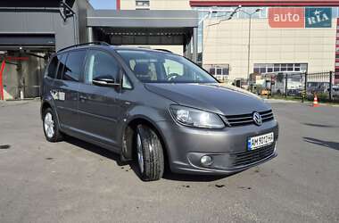 Минивэн Volkswagen Touran 2012 в Коростене