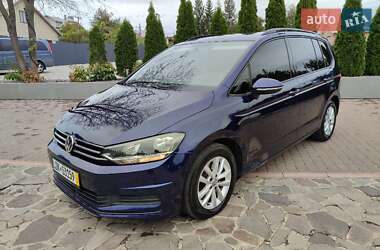 Мікровен Volkswagen Touran 2019 в Чернівцях