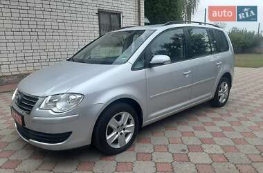 Мінівен Volkswagen Touran 2009 в Хоролі