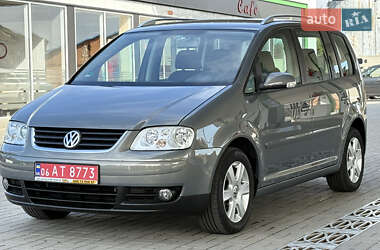 Минивэн Volkswagen Touran 2006 в Житомире