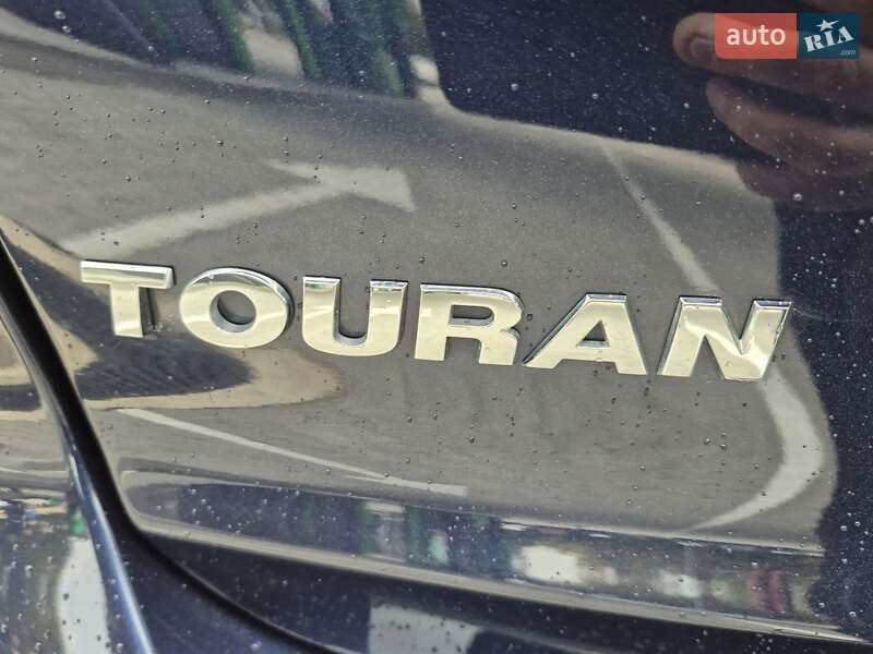 Мінівен Volkswagen Touran 2014 в Одесі