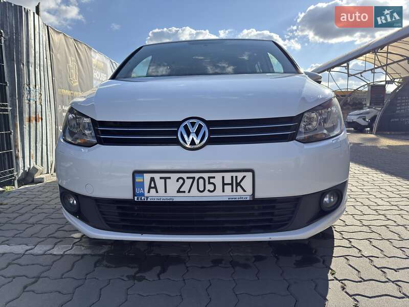 Volkswagen Touran 2012