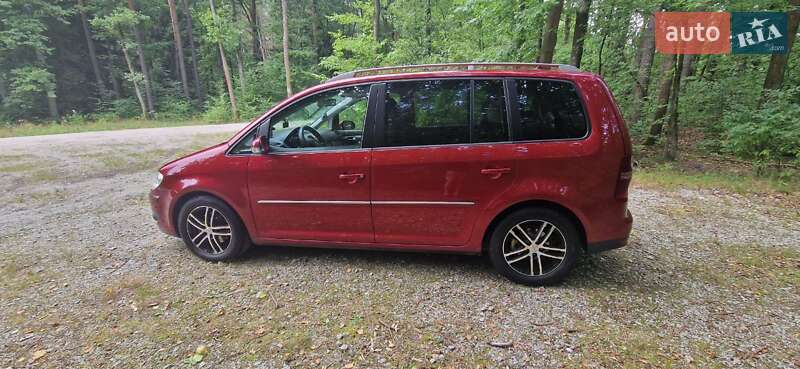 Минивэн Volkswagen Touran 2008 в Бердичеве