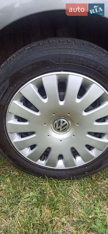 Минивэн Volkswagen Touran 2008 в Прилуках