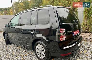 Минивэн Volkswagen Touran 2009 в 