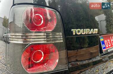 Минивэн Volkswagen Touran 2009 в 
