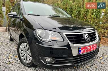 Минивэн Volkswagen Touran 2009 в 