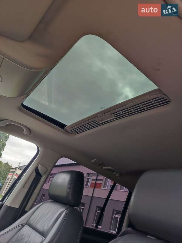 Мінівен Volkswagen Touran 2004 в Кам'янець-Подільському