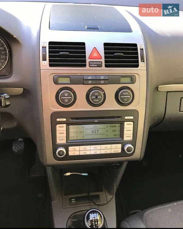 Минивэн Volkswagen Touran 2007 в Ковеле