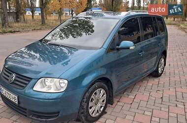 Минивэн Volkswagen Touran 2004 в Коростене