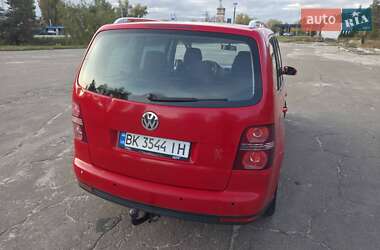 Мінівен Volkswagen Touran 2006 в 