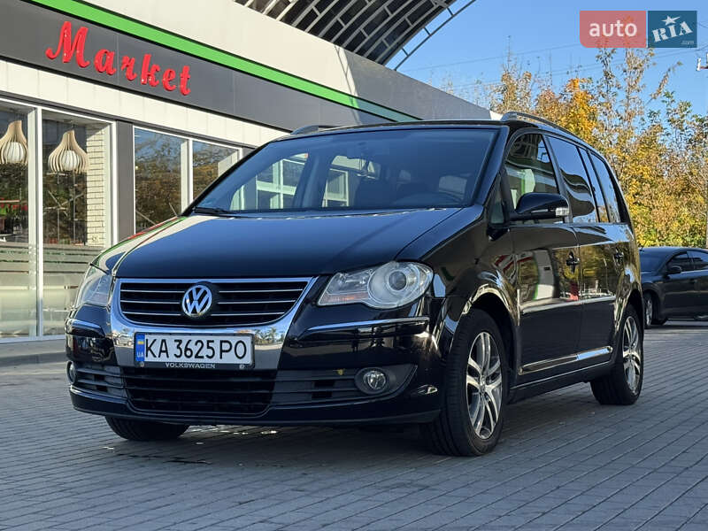 Минивэн Volkswagen Touran 2008 в Киеве фото 7 Минивэн Volkswagen Touran 2008 в Киеве