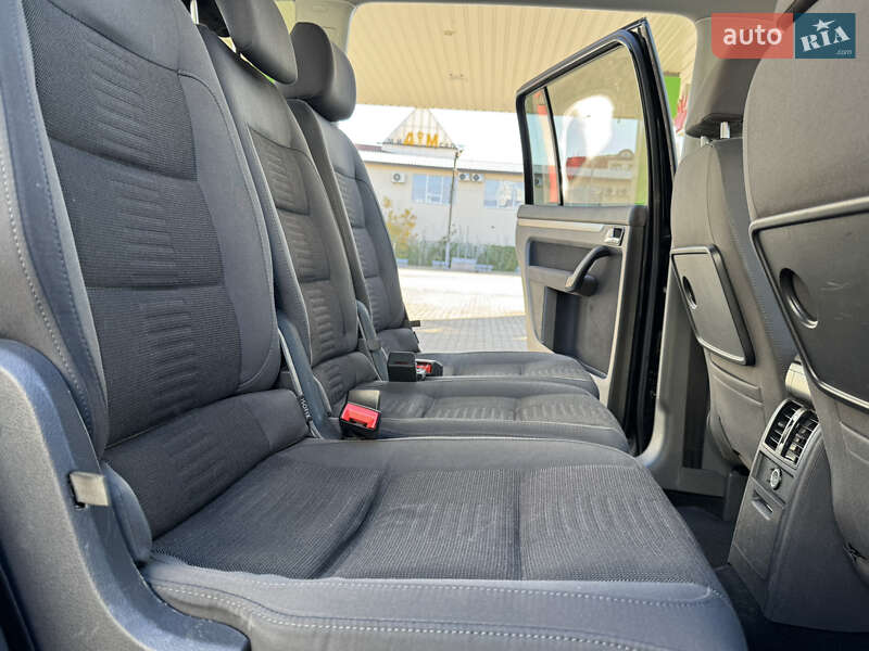 Минивэн Volkswagen Touran 2008 в Киеве фото 25 Минивэн Volkswagen Touran 2008 в Киеве