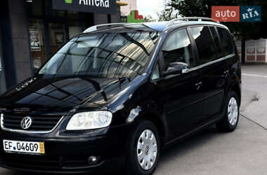 Мінівен Volkswagen Touran 2006 в Луцьку