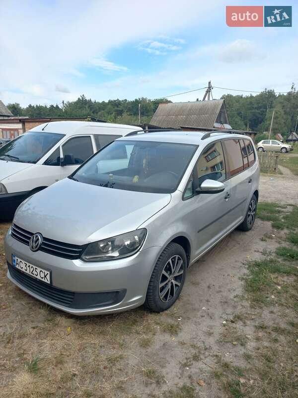 Volkswagen Touran 2012 Volkswagen Touran 2012