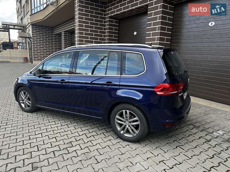 Мікровен Volkswagen Touran 2016 в Хмельницькому
