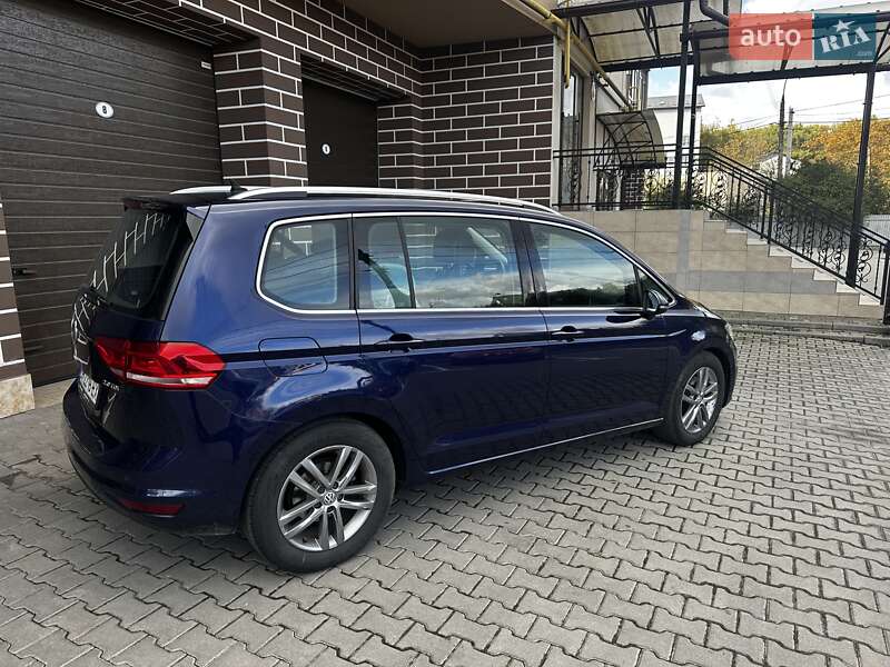 Мікровен Volkswagen Touran 2016 в Хмельницькому