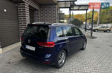 Микровэн Volkswagen Touran 2016 в 