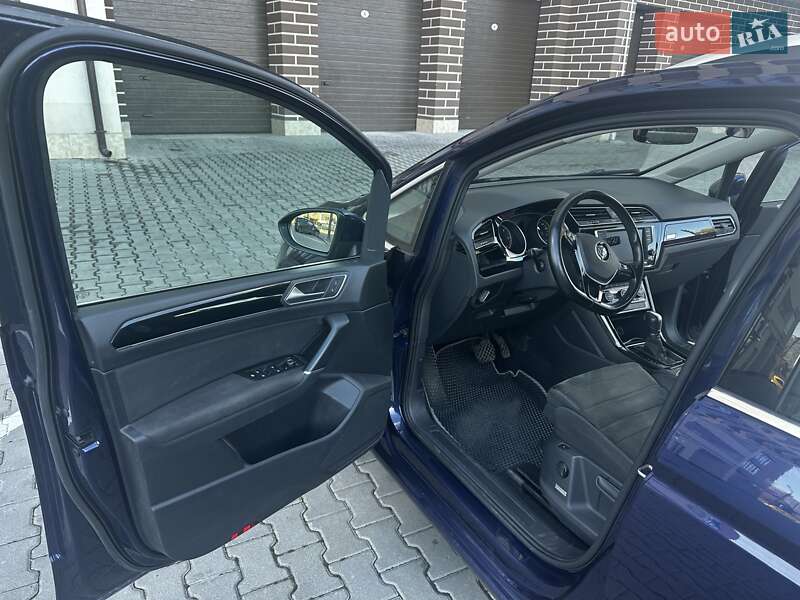 Мікровен Volkswagen Touran 2016 в Хмельницькому