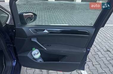 Микровэн Volkswagen Touran 2016 в 