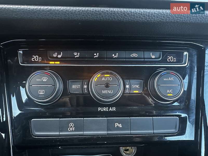 Мікровен Volkswagen Touran 2016 в Хмельницькому