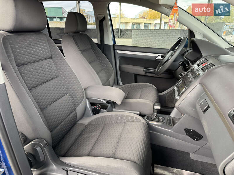 Мінівен Volkswagen Touran 2007 в Вінниці фото 42 Мінівен Volkswagen Touran 2007 в Вінниці