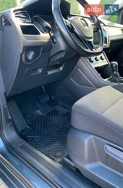 Микровэн Volkswagen Touran 2018 в 