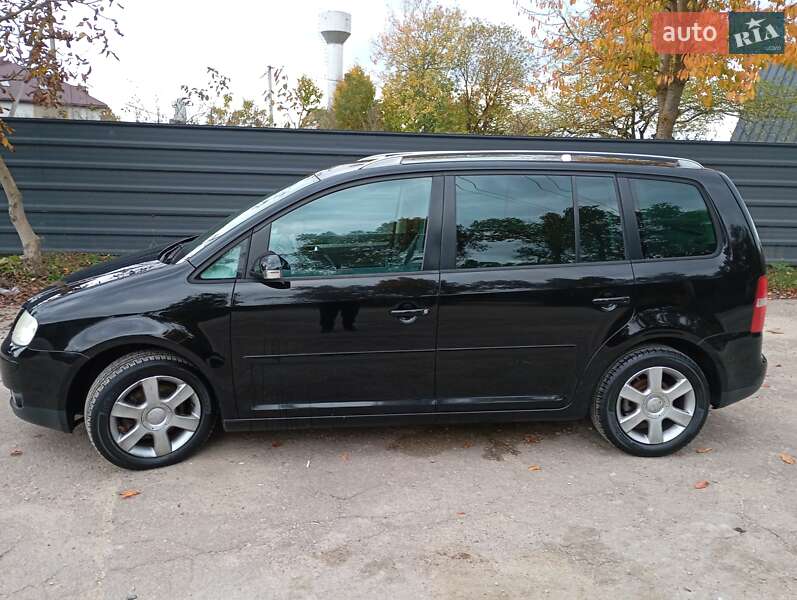 Мінівен Volkswagen Touran 2005 в Тернополі
