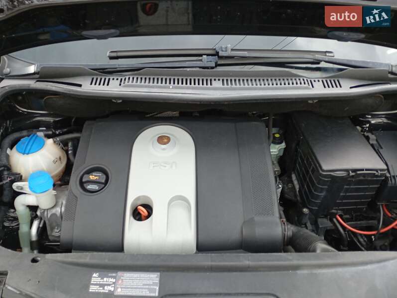 Мінівен Volkswagen Touran 2005 в Тернополі