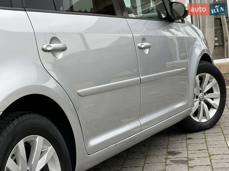 Минивэн Volkswagen Touran 2013 в Дрогобыче