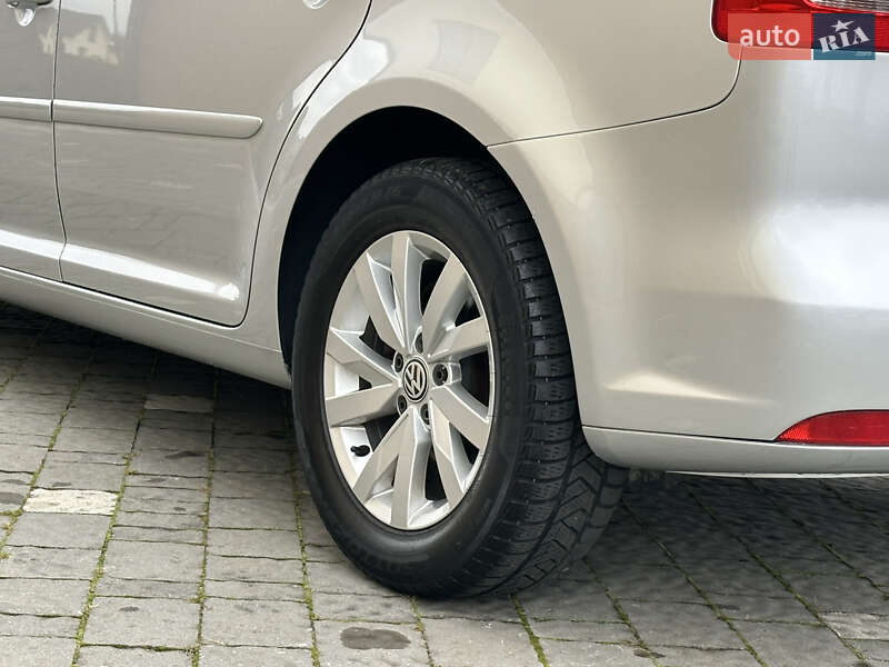 Минивэн Volkswagen Touran 2013 в Дрогобыче