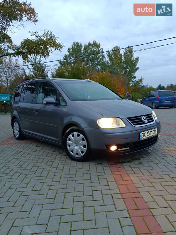 Volkswagen Touran 2005