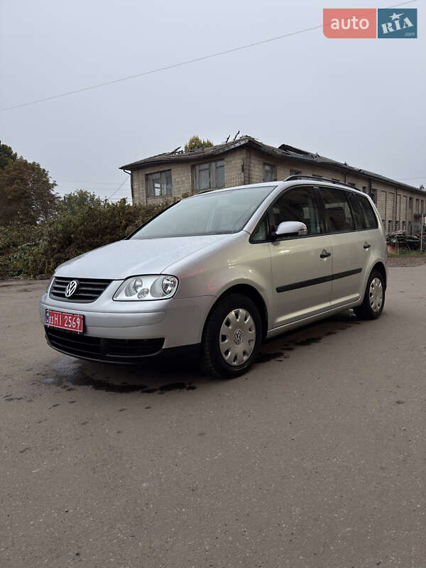 Мінівен Volkswagen Touran 2005 в Охтирці фото 4 Мінівен Volkswagen Touran 2005 в Охтирці