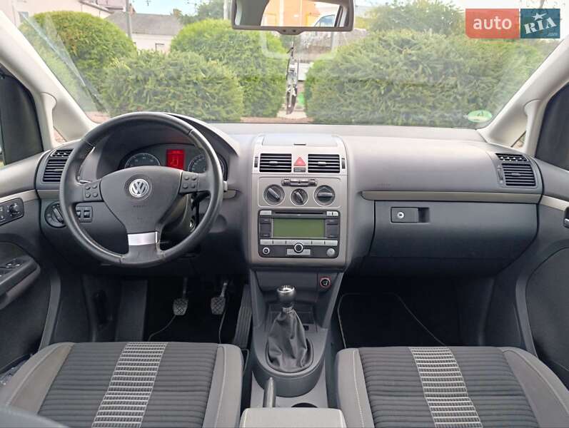 Минивэн Volkswagen Touran 2009 в Бердичеве
