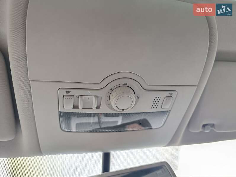 Минивэн Volkswagen Touran 2009 в Бердичеве
