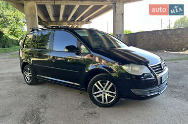 Минивэн Volkswagen Touran 2008 в Мукачево