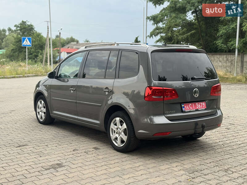 Мінівен Volkswagen Touran 2014 в Львові фото 6 Мінівен Volkswagen Touran 2014 в Львові